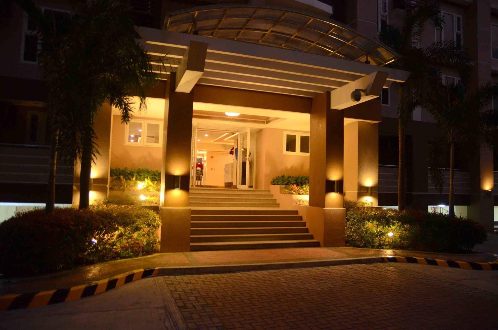 Stradella Hotel Pasig City Екстериор снимка